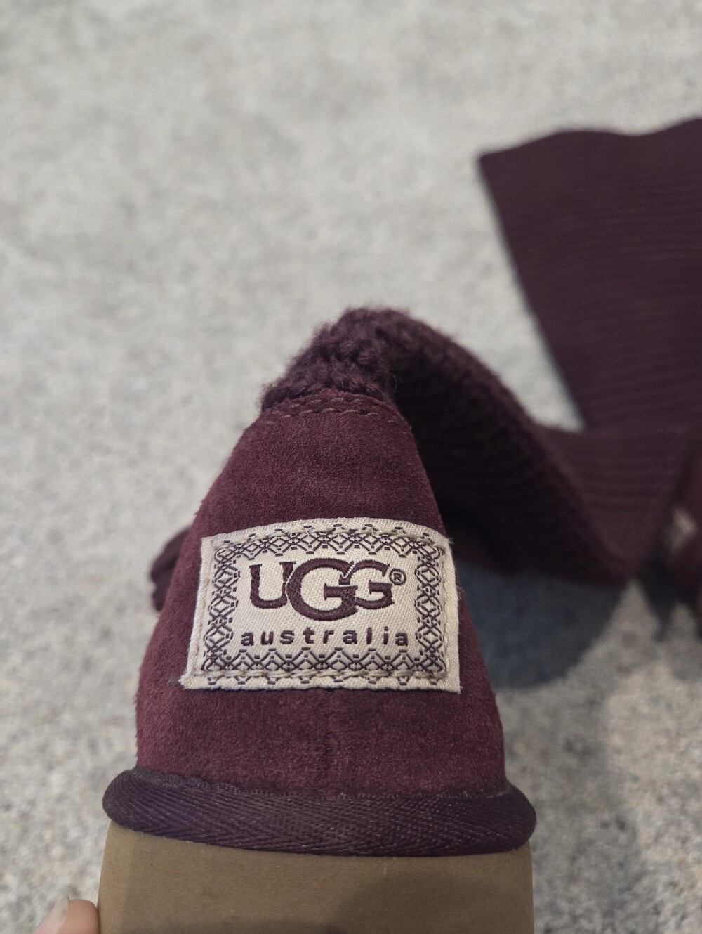 UGG Classic Cardy Knit Boots burgundy Womans Size 6 - Picture 4 of 11